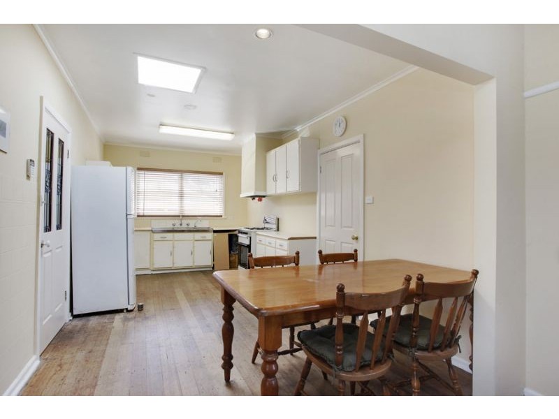 69 Larch Crescent, Mount Waverley VIC 3149