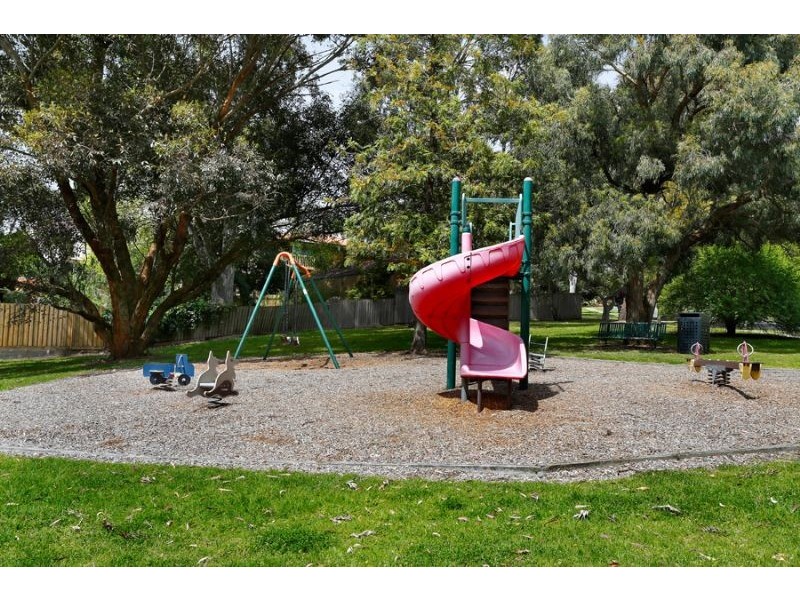 2/1 Bowman Street, Mount Waverley VIC 3149