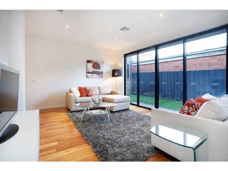 2/52 St Albans Street, Mount Waverley VIC 3149