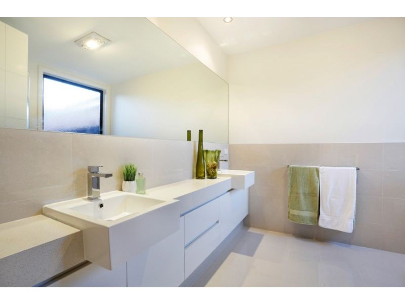 2/52 St Albans Street, Mount Waverley VIC 3149