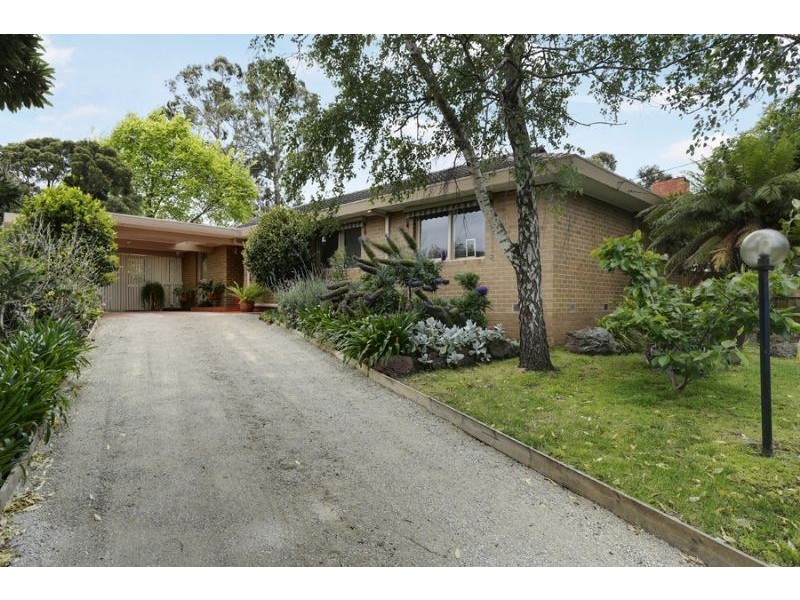 15 Wills Avenue, Mount Waverley VIC 3149