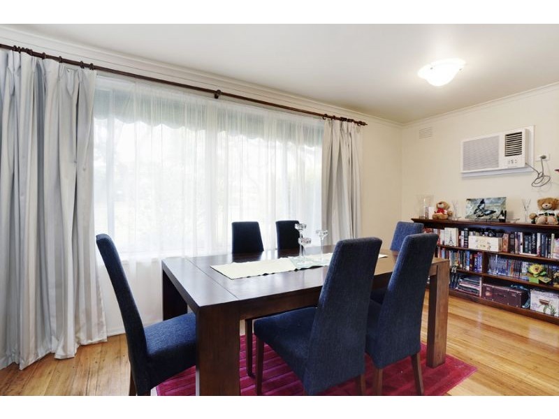 9 Farnham Avenue, Wheelers Hill VIC 3150