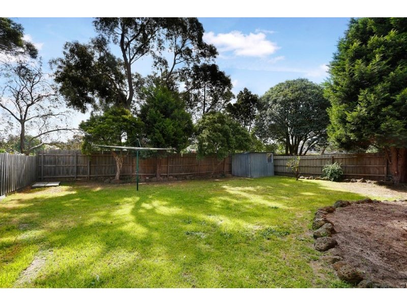 9 Farnham Avenue, Wheelers Hill VIC 3150