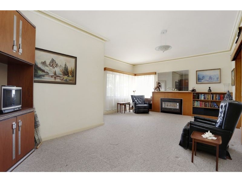 261 High Street Road, Mount Waverley VIC 3149