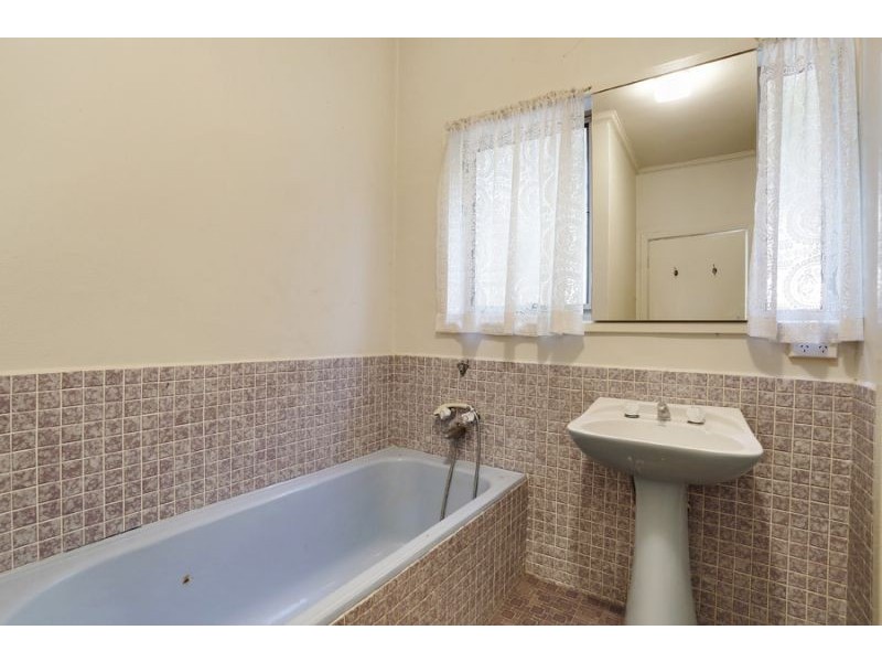 261 High Street Road, Mount Waverley VIC 3149