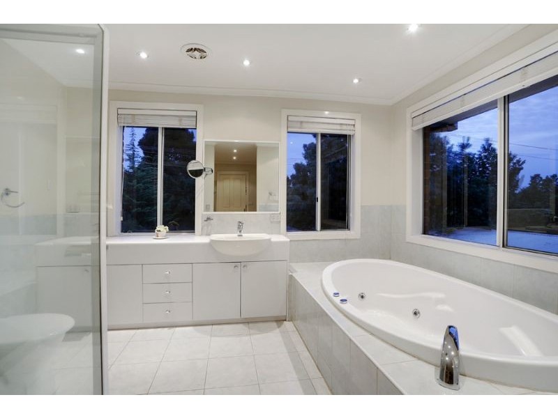 402 Waverley Road, Mount Waverley VIC 3149