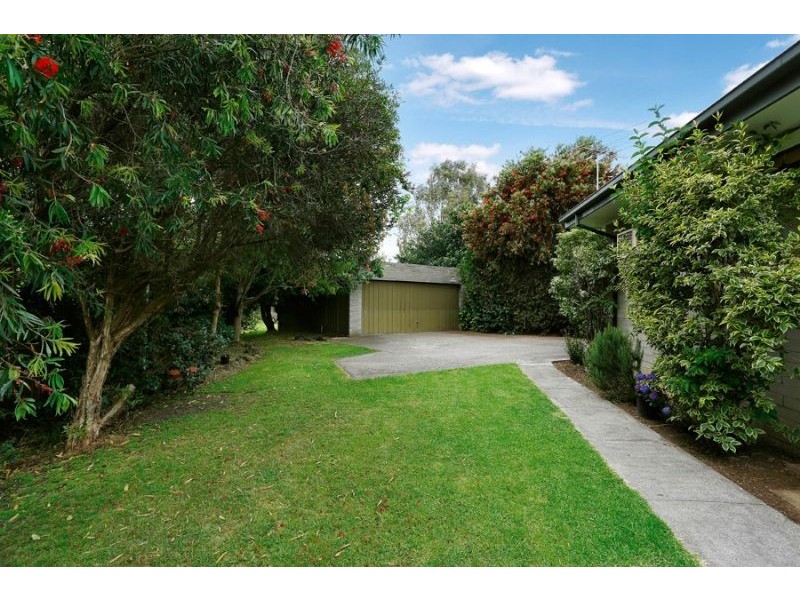 6 Zola Court, Glen Waverley VIC 3150