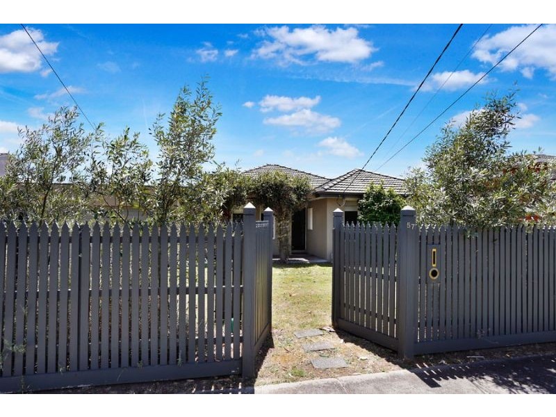 57 Ian Grove, Mount Waverley VIC 3149