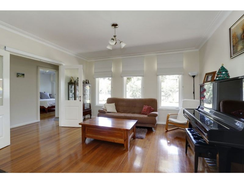 57 Ian Grove, Mount Waverley VIC 3149