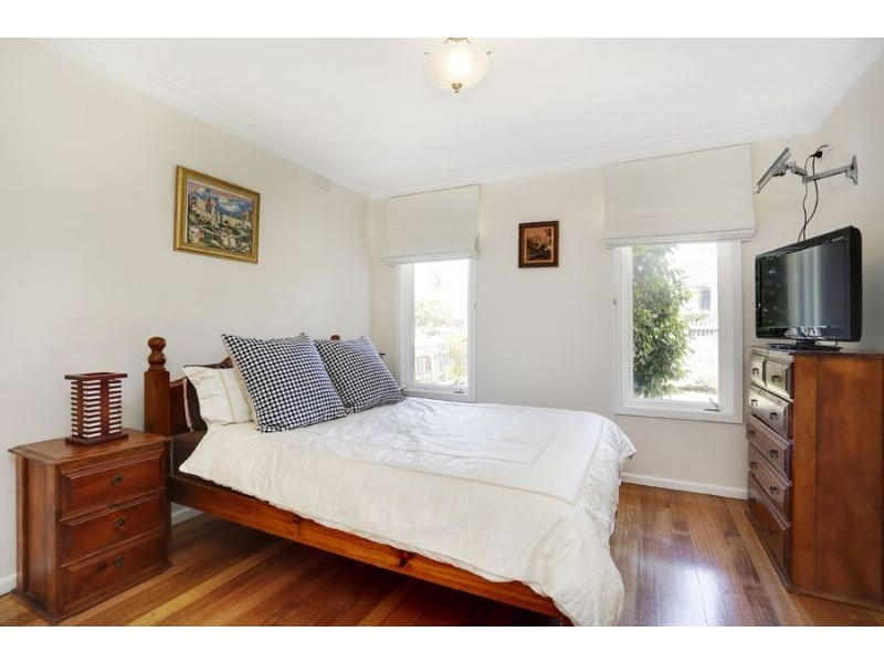57 Ian Grove, Mount Waverley VIC 3149
