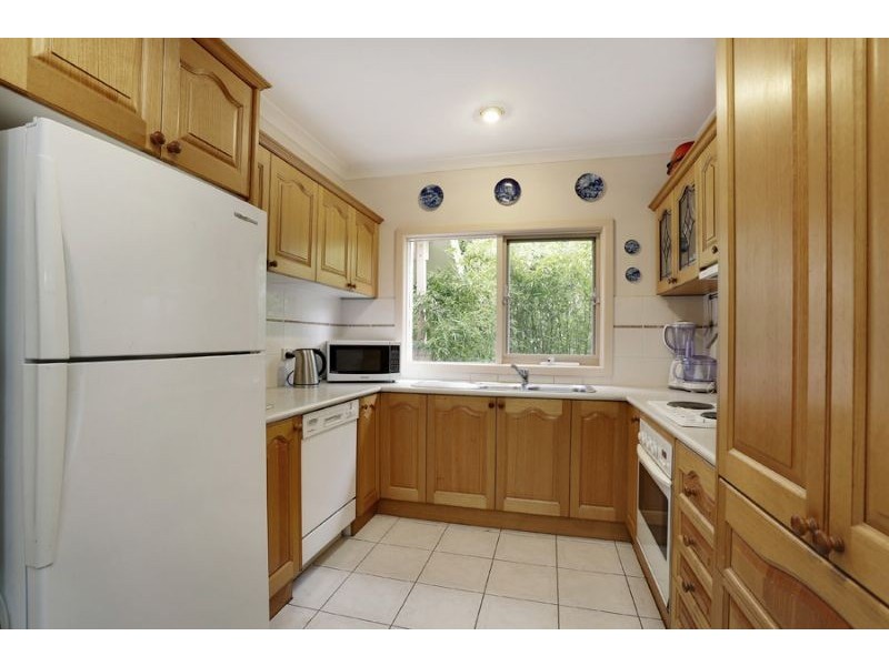 1 Mount Pleasant Drive, Mount Waverley VIC 3149