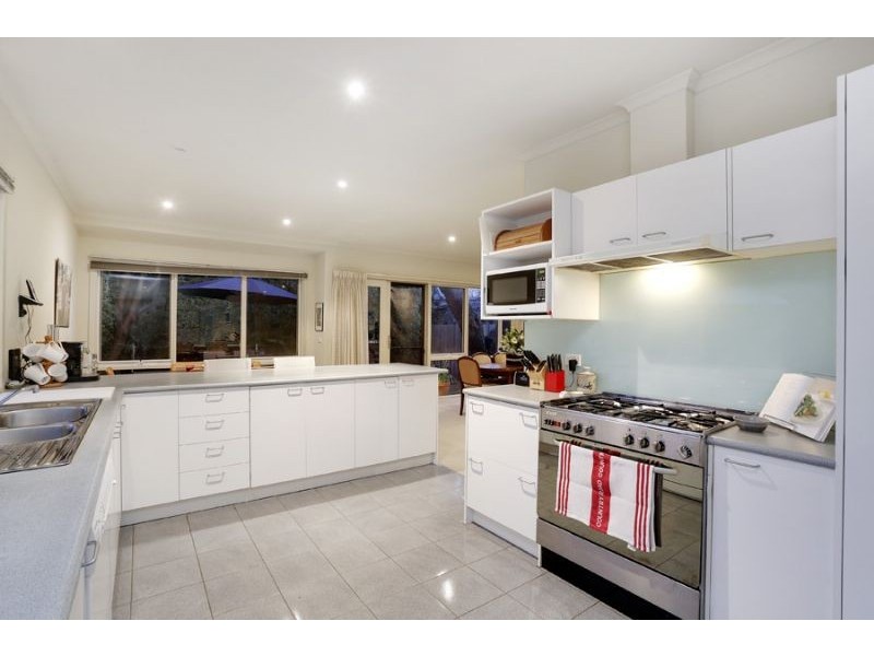 2 Pamay Road, Mount Waverley VIC 3149