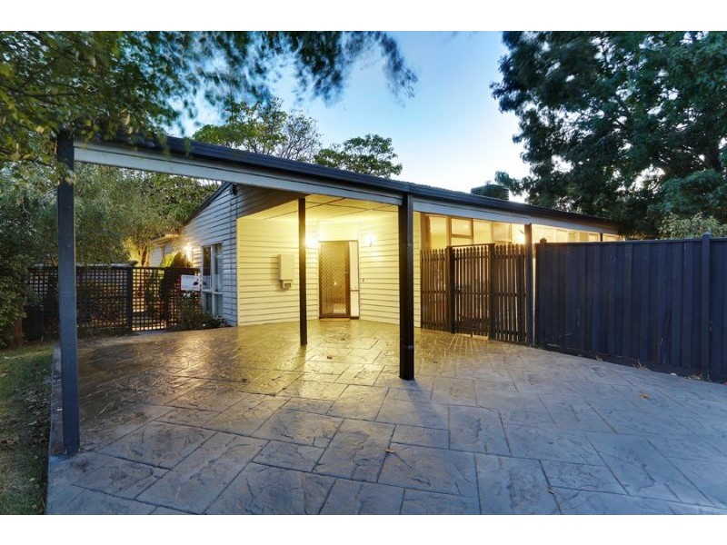 2 Pamay Road, Mount Waverley VIC 3149