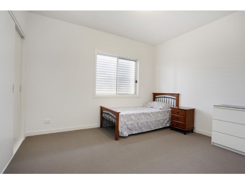 2/8 Euroka Street, Chadstone VIC 3148