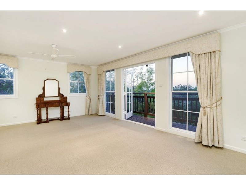 19 Grandview Road, Chadstone VIC 3148