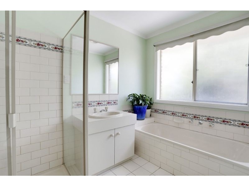 2/9 Gross Court, Mount Waverley VIC 3149