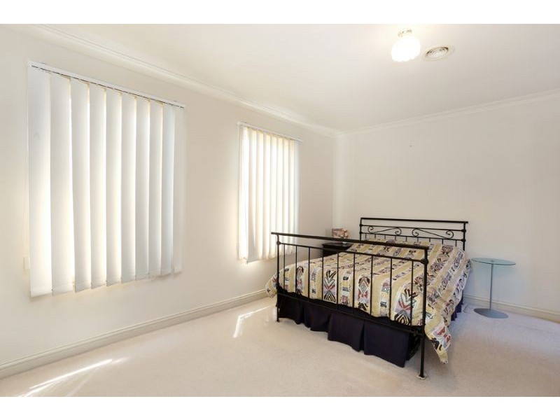 6A Rowitta Drive, Glen Waverley VIC 3150