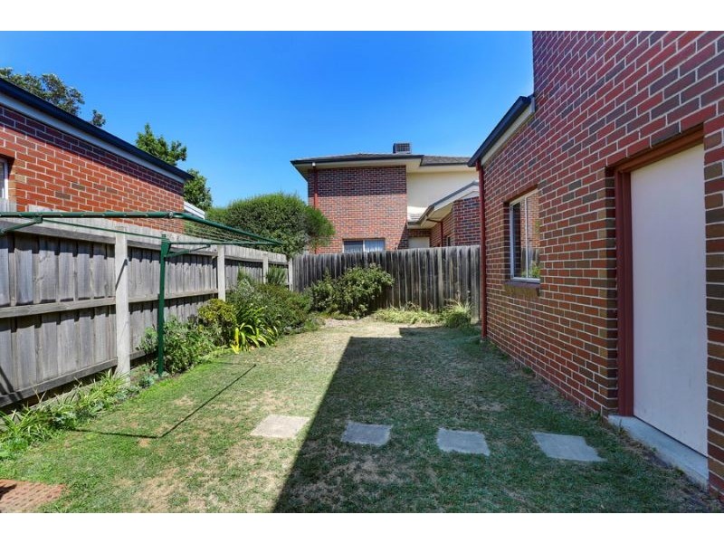 6A Rowitta Drive, Glen Waverley VIC 3150