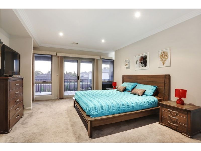 40 Grandview Road, Chadstone VIC 3148