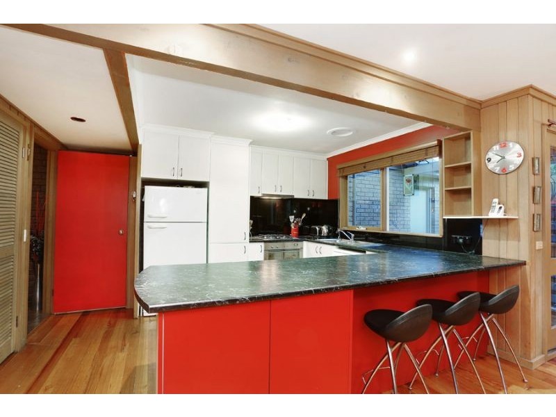 24 Regent Street, Mount Waverley VIC 3149