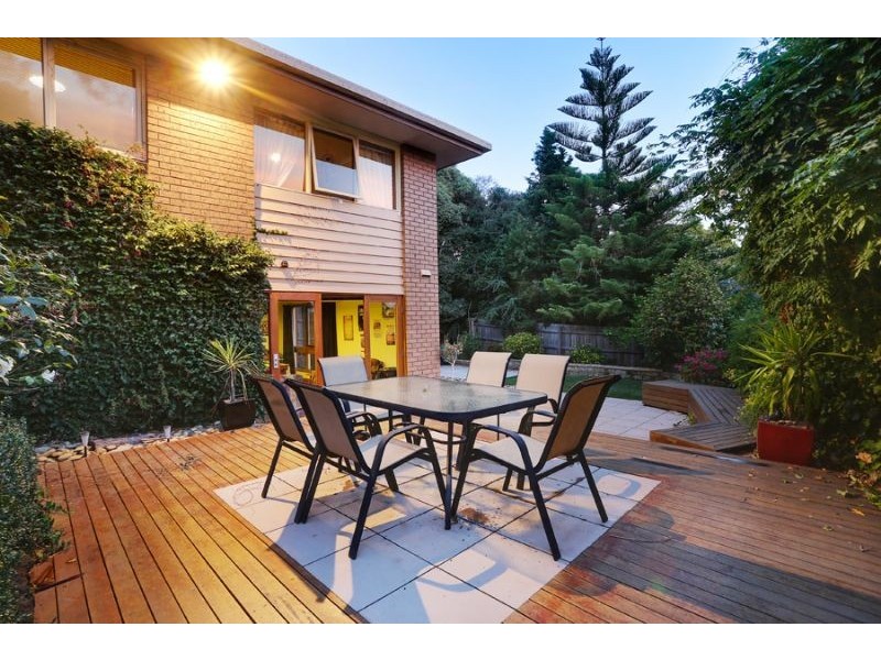 24 Regent Street, Mount Waverley VIC 3149