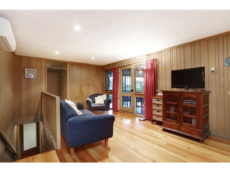 24 Regent Street, Mount Waverley VIC 3149