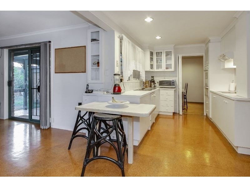 15 Tilba Place, Wantirna South VIC 3152