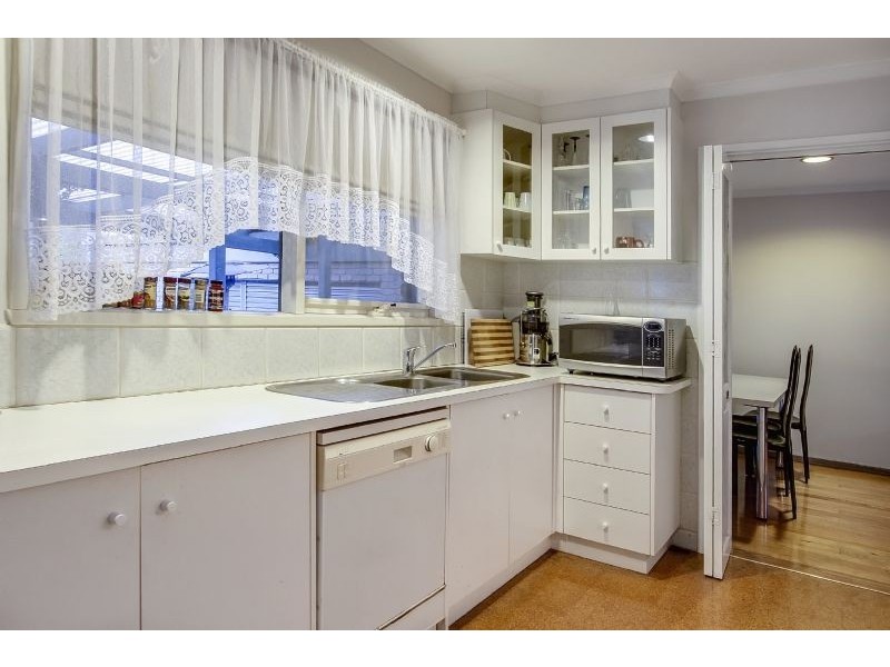 15 Tilba Place, Wantirna South VIC 3152