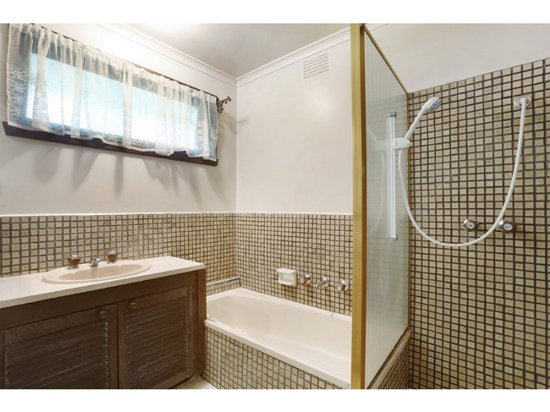 2/49 Hillside Road, Mount Waverley VIC 3149