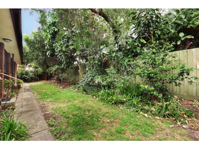 2/49 Hillside Road, Mount Waverley VIC 3149