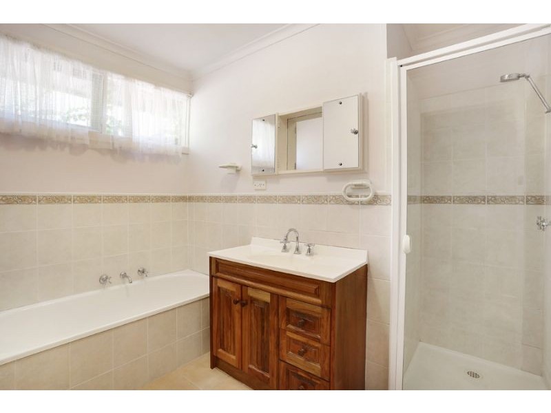 15 Dean Avenue, Mount Waverley VIC 3149