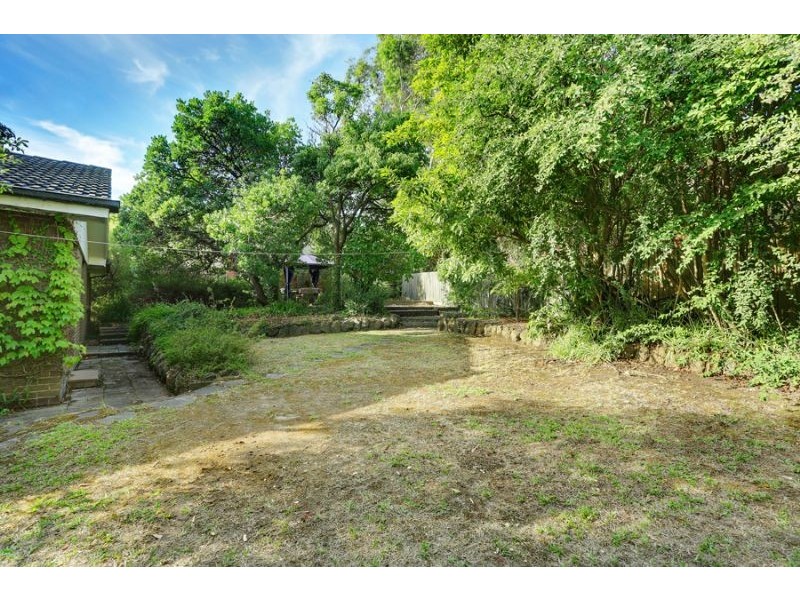 15 Dean Avenue, Mount Waverley VIC 3149