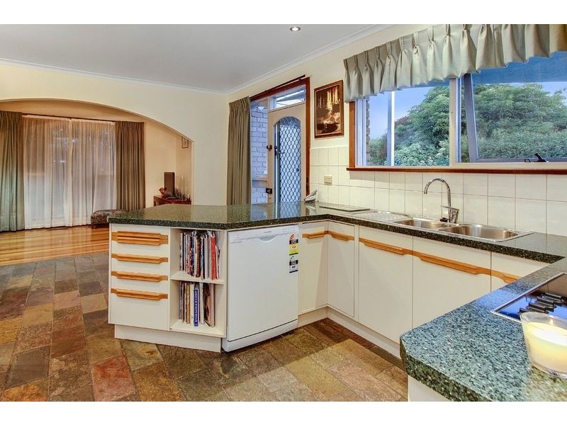 20 Lewis Street, Mount Waverley VIC 3149