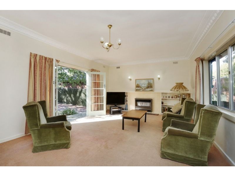 23 Jordan Grove, Glen Waverley VIC 3150