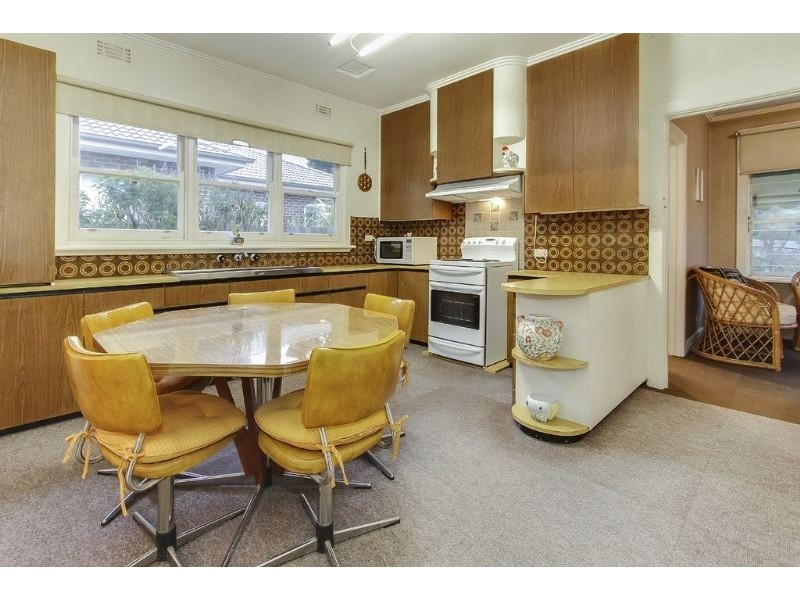 5 Kingsley Grove, Mount Waverley VIC 3149