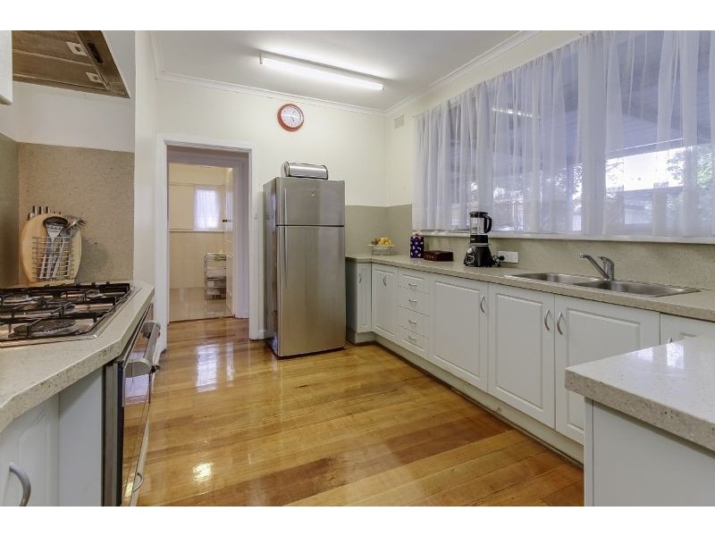 4 Maude Street, Chadstone VIC 3148