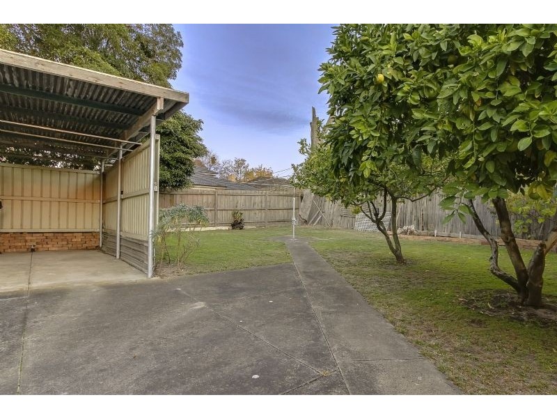 4 Maude Street, Chadstone VIC 3148