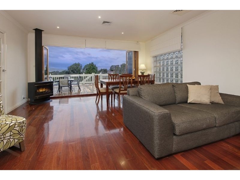 1 Yanina Court, Glen Waverley VIC 3150