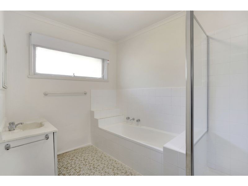 2/7 Miller Crescent, Mount Waverley VIC 3149