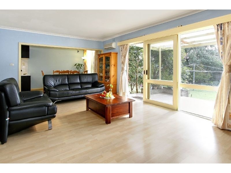 3 Sandowen Avenue, Burwood East VIC 3151