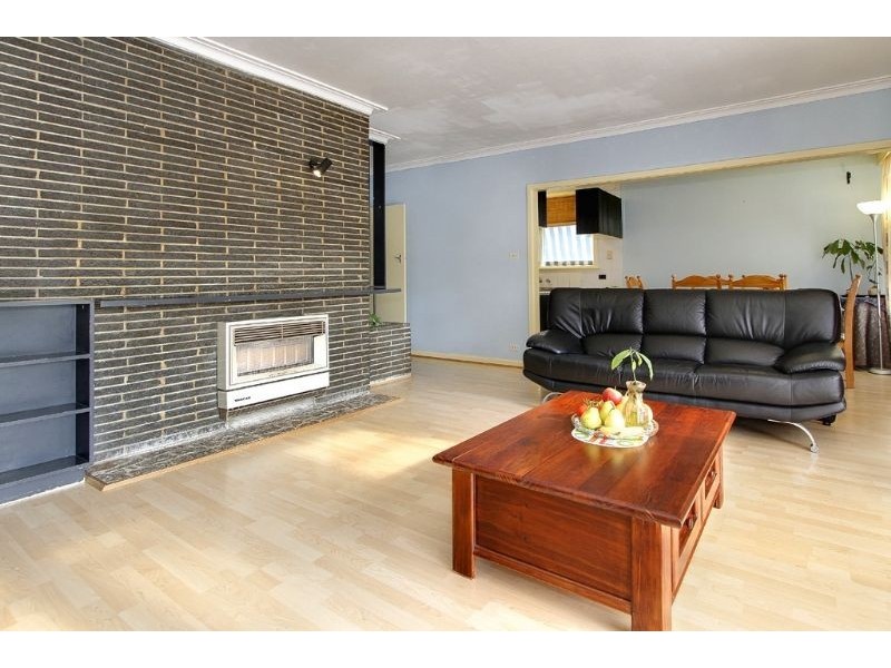 3 Sandowen Avenue, Burwood East VIC 3151