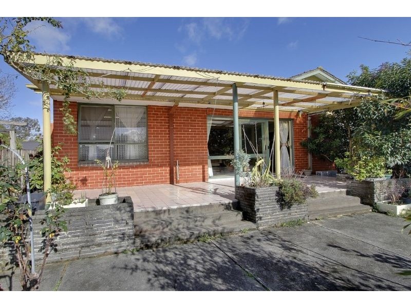 3 Sandowen Avenue, Burwood East VIC 3151