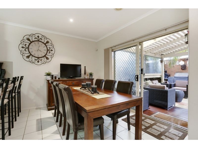 4 Larkspur Circuit, Glen Waverley VIC 3150