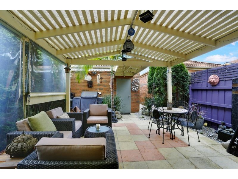 4 Larkspur Circuit, Glen Waverley VIC 3150