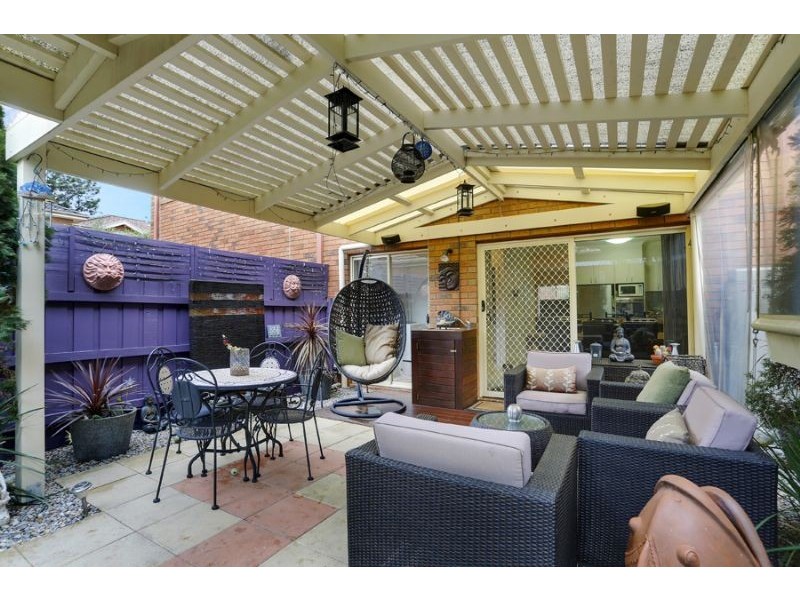 4 Larkspur Circuit, Glen Waverley VIC 3150
