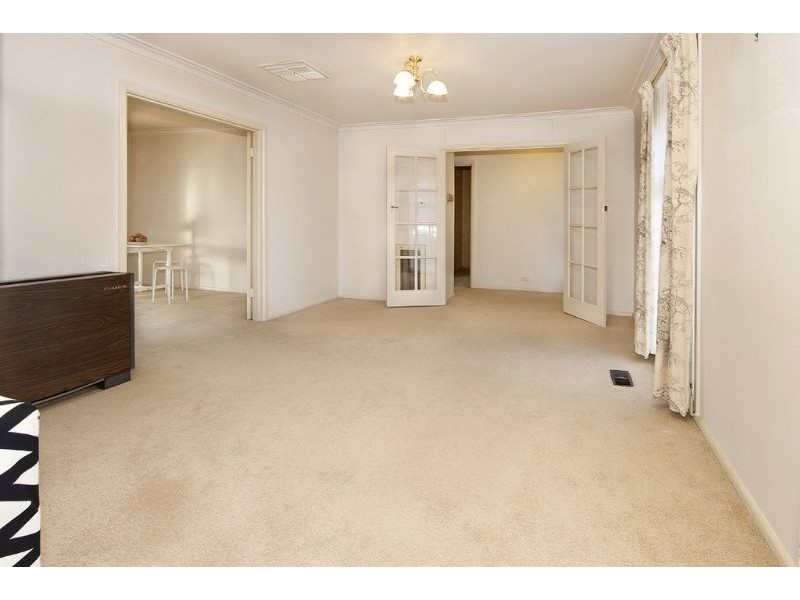 24 Plymouth Street, Glen Waverley VIC 3150