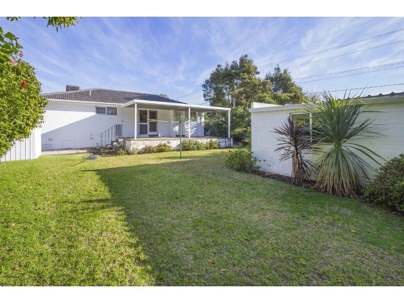 24 Plymouth Street, Glen Waverley VIC 3150