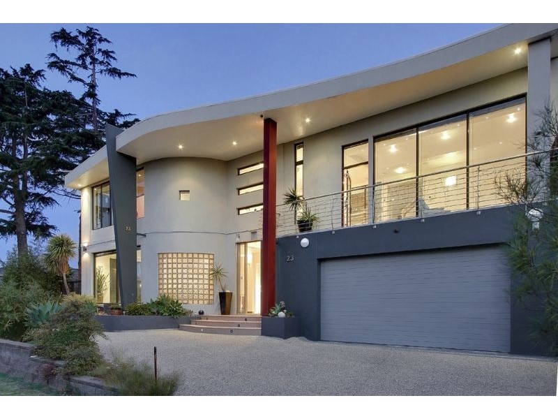 23 Moroney Drive, Chadstone VIC 3148