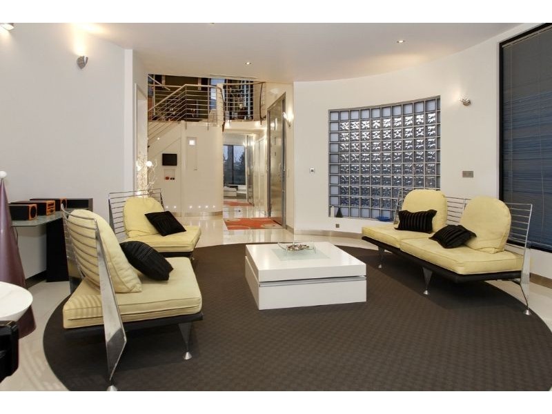 23 Moroney Drive, Chadstone VIC 3148