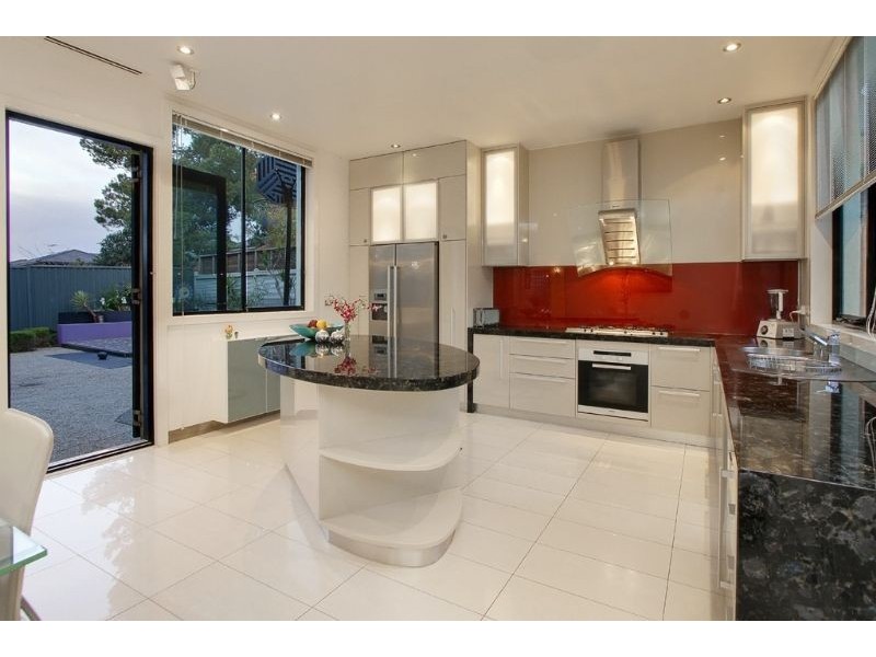 23 Moroney Drive, Chadstone VIC 3148